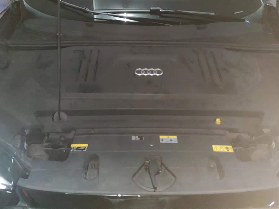 Audi Q5 e-tron 2023 #11 Audi Q5 e-tron 2023 صورة سيارة #11