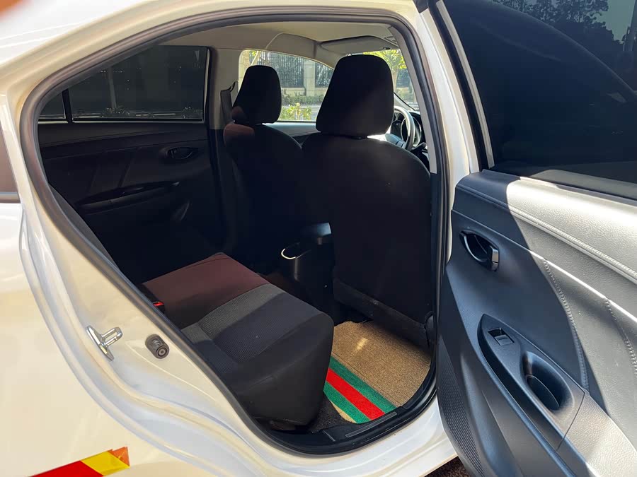 Toyota Yaris L Zhixiang 2018 صورة سيارة #11