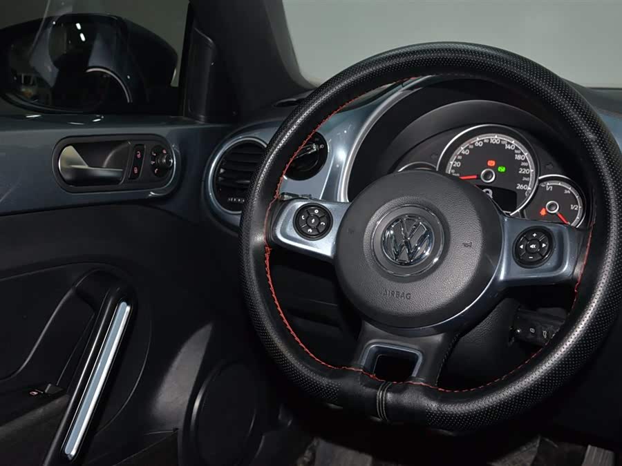 Volkswagen Beetle 2017 immagine di auto #11