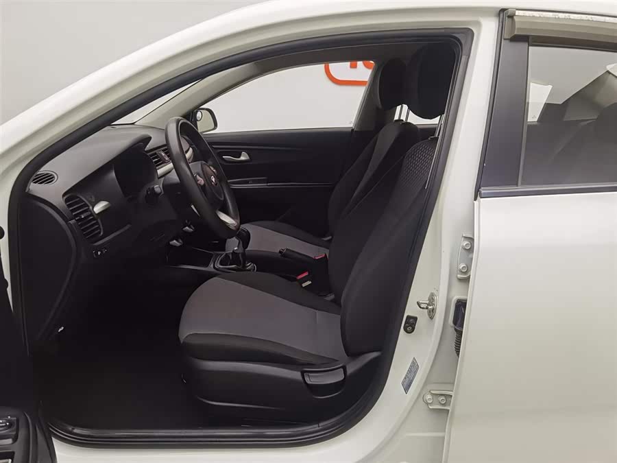 起亚 起亚K2 2016 汽车图片 #11