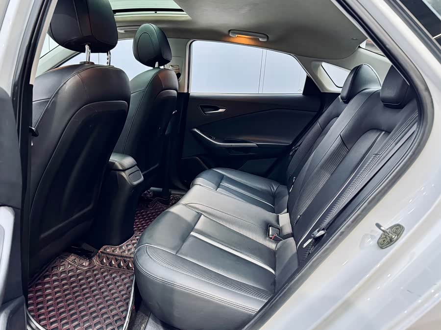 Hyundai Lafesta 2021 car image #11