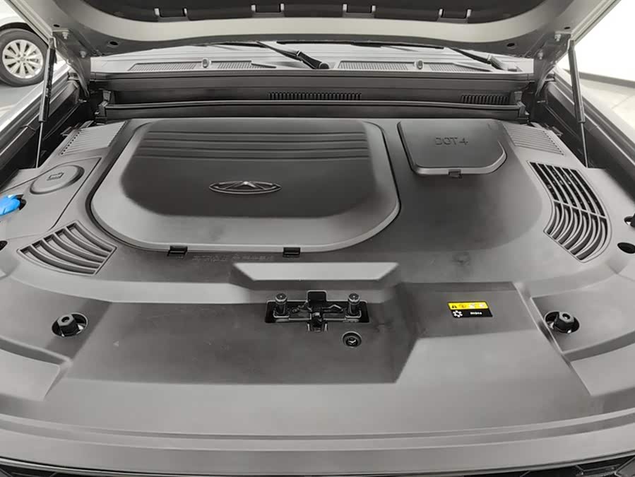 Jetour Traveller 2023 car image #11