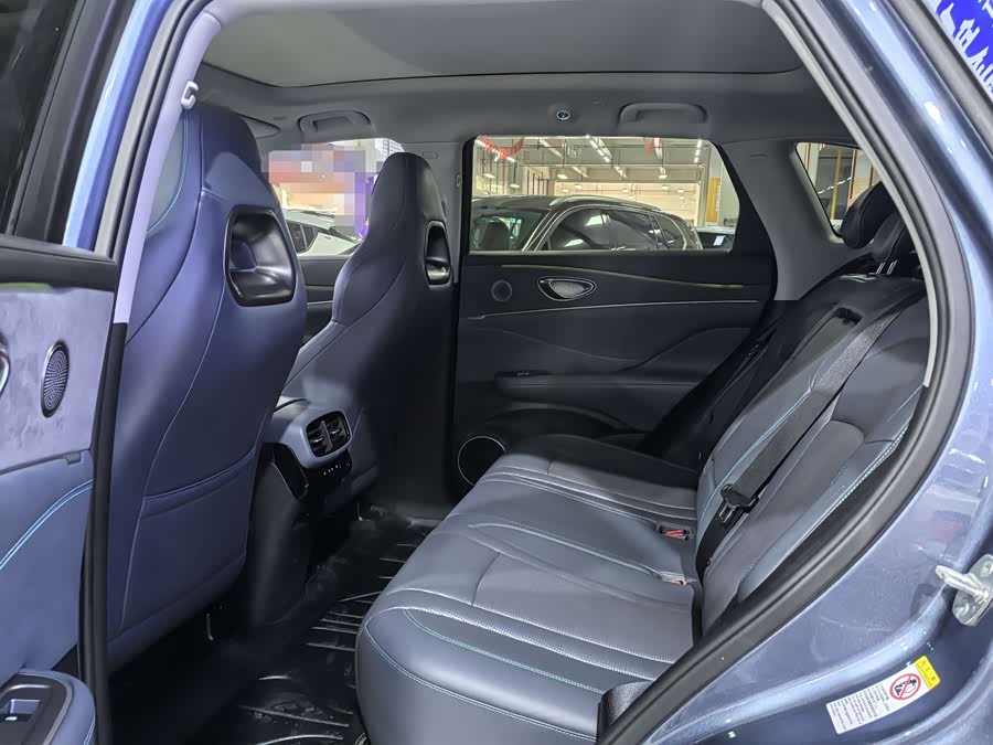 BYD Sea Lion 07 DM-i 2025 car image #11