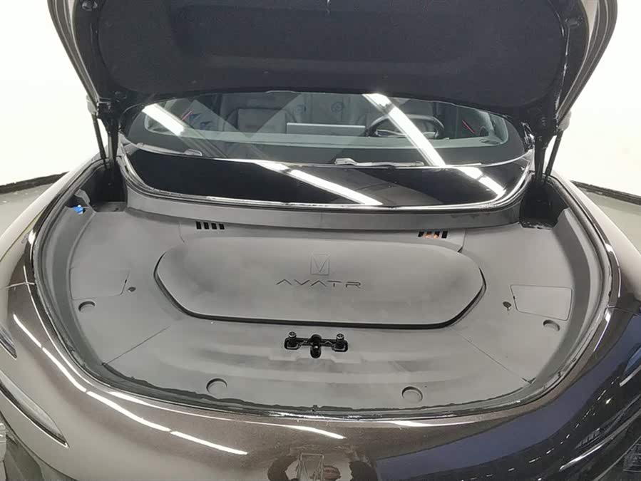 Avatr 07 2025 car image #11