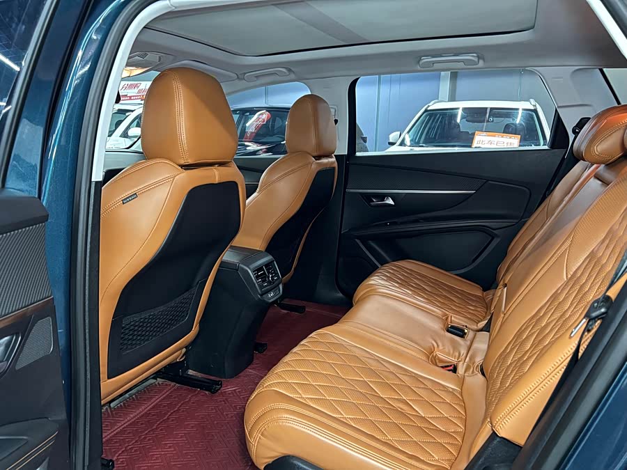 Peugeot 5008 2017 car image #11
