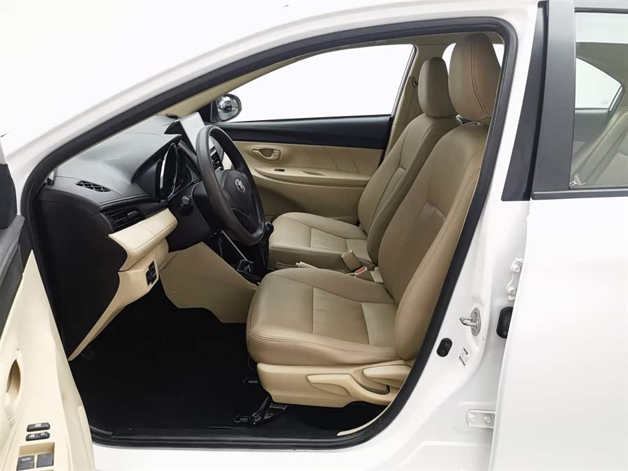 Vios 2015 car image #11
