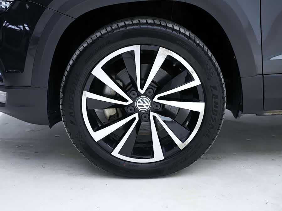 Volkswagen Tharu 2020 car image #11