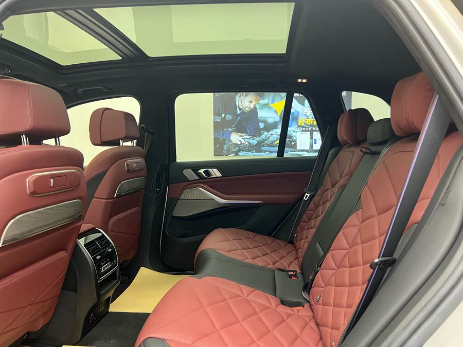 BMW X5 2024 imagen de coche #11