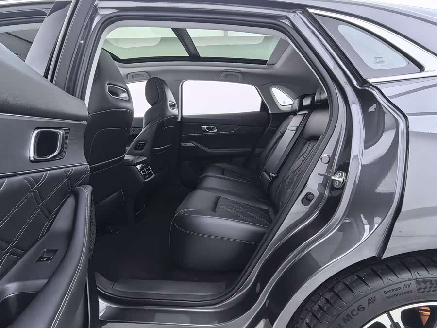 Changan UNI-K iDD 2023 #11 Changan UNI-K iDD 2023 car image #11