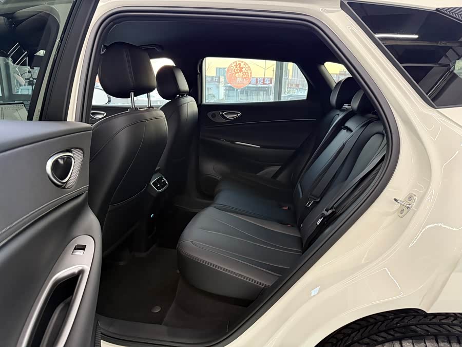 BYD Sea Lion 06 New Energy 2025 car image #11