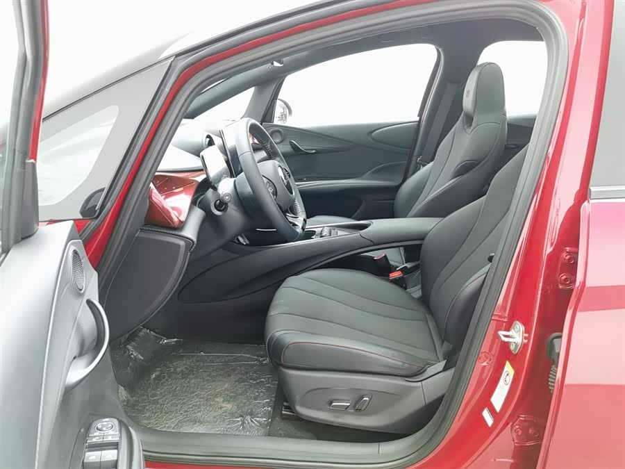 BYD Dolphin 2024 immagine di auto #11