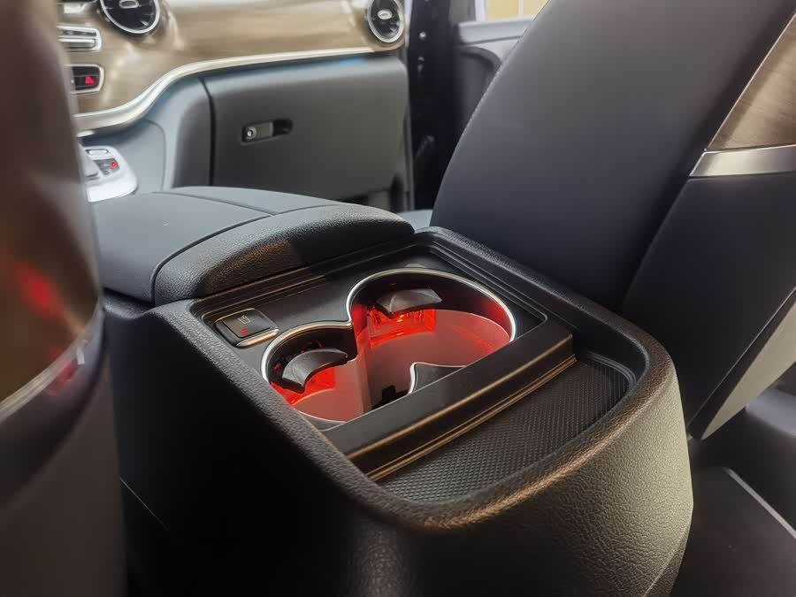 Mercedes-Benz V Class 2024 #11 Mercedes-Benz V Class 2024 car image #11