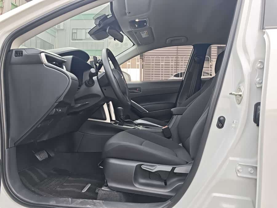 Toyota Corolla Cross 2025 car image #11