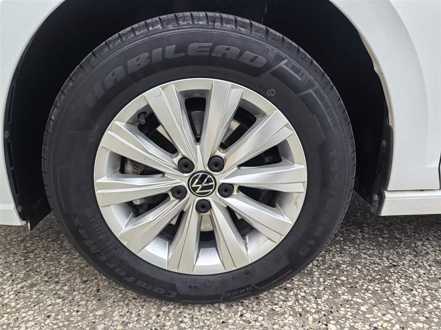Volkswagen Lavida 2023 car image #11