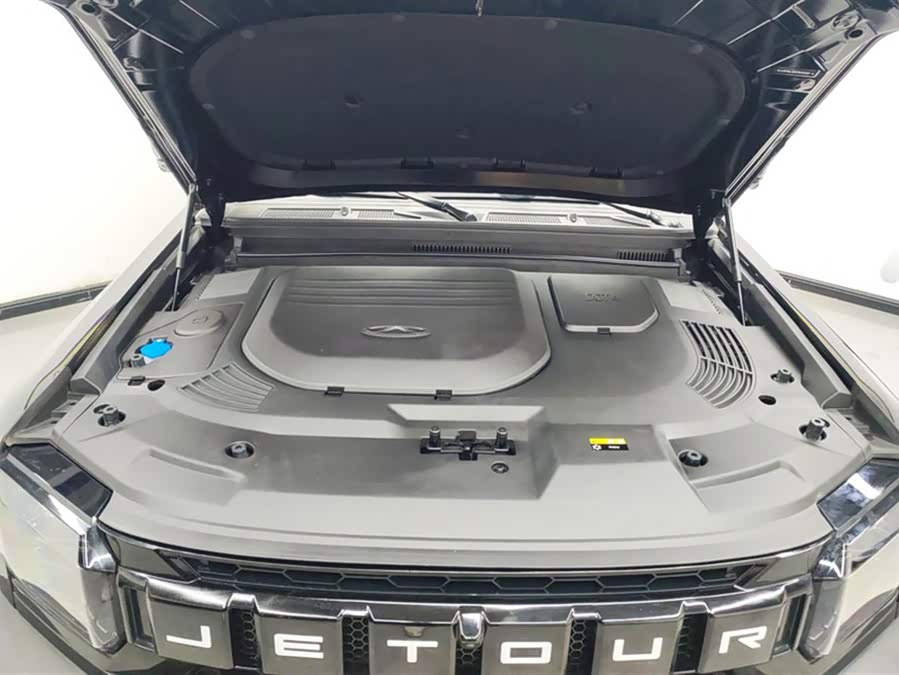 Jetour Traveller 2023 car image #11