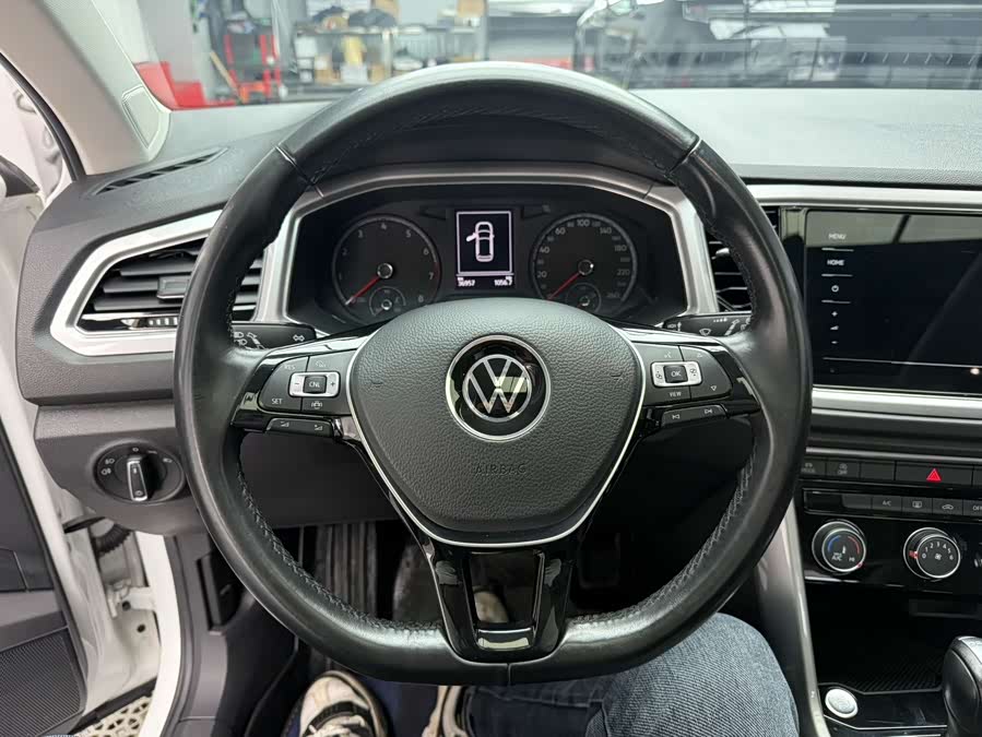 Volkswagen T-Roc 2022 #11 Volkswagen T-Roc 2022 car image #11
