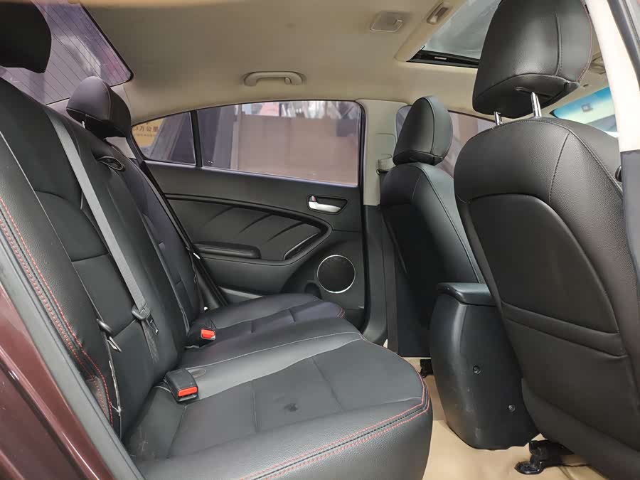 Kia K3 2016 #11 Kia K3 2016 car image #11