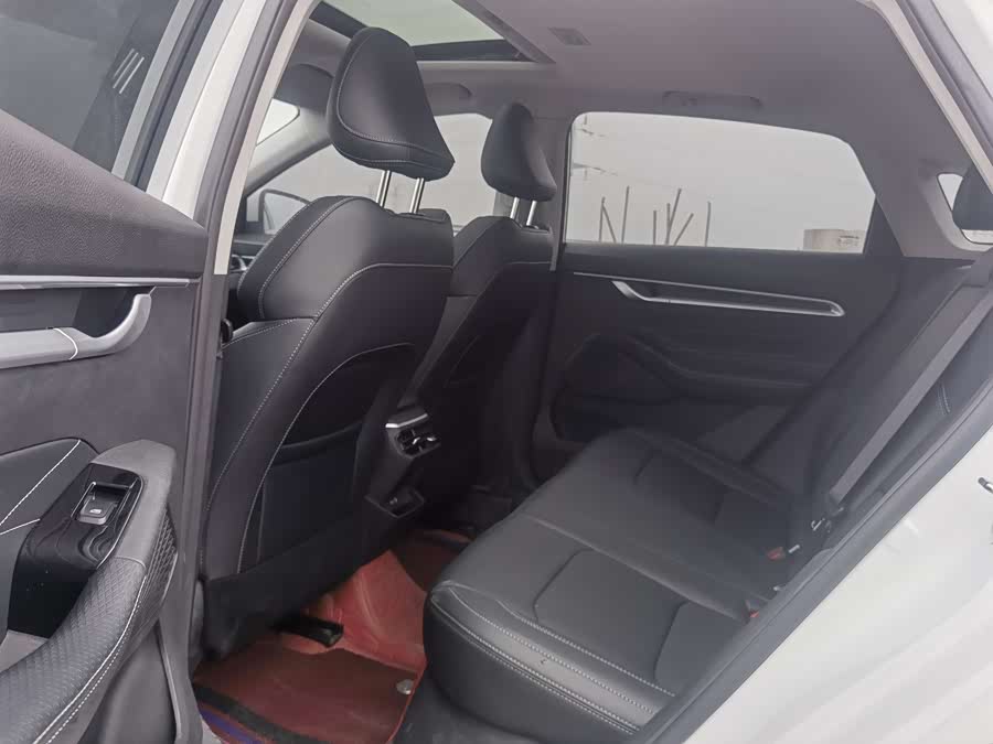 GEELY Emgrand 2025 car image #11