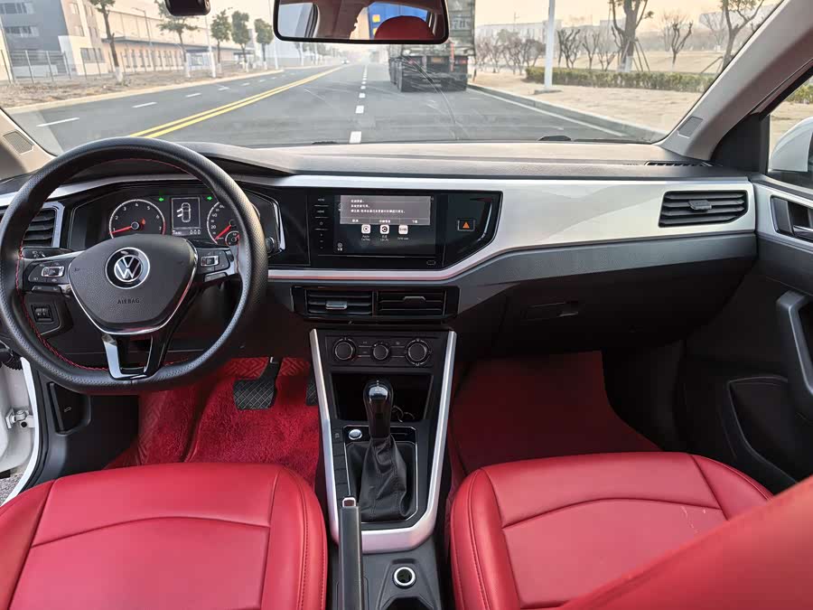 Volkswagen Polo 2021 immagine di auto #11