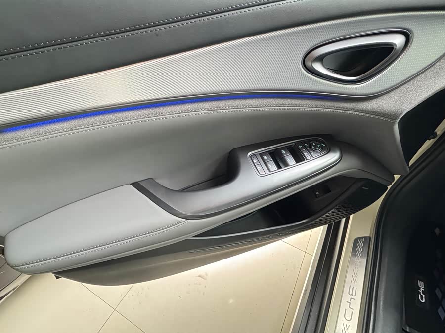 BYD Seal 07 DM-i 2025 #11 BYD Seal 07 DM-i 2025 car image #11