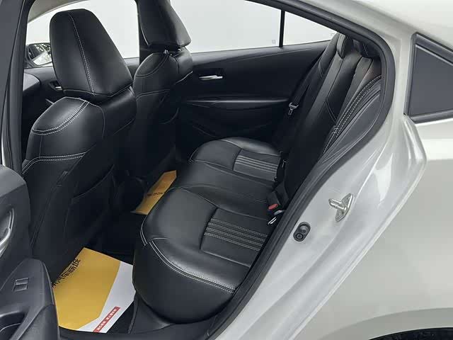 Toyota Corolla 2023 car image #11