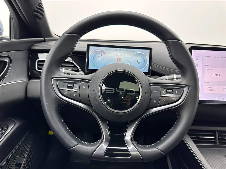 BYD Seal 06 New Energy 2025 car image #11