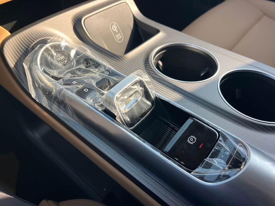 GAC Trumpchi E8 2025 imagem de carro #11