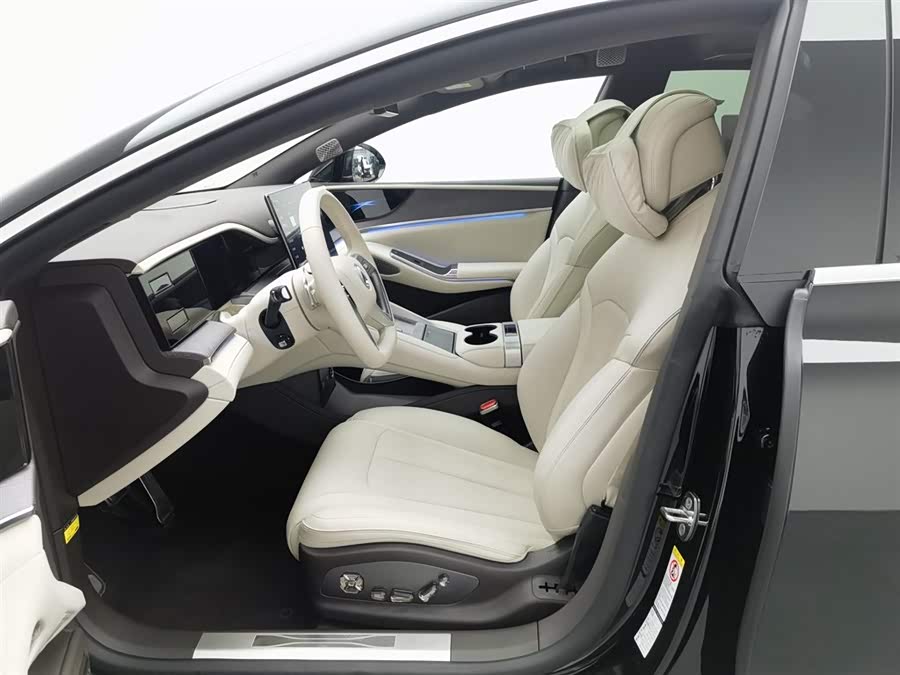 Denza Z9 2024 #11 Denza Z9 2024 car image #11