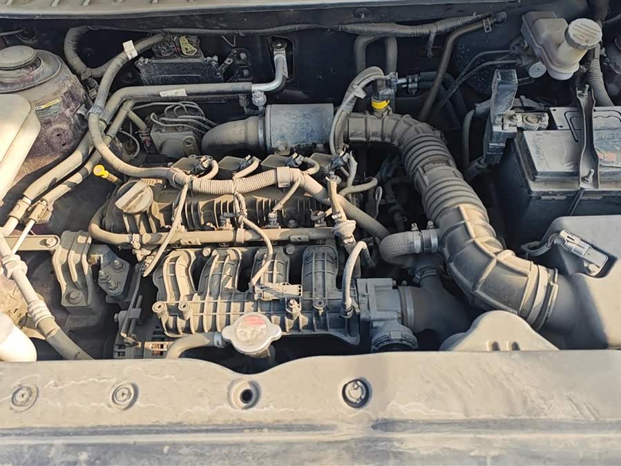 SWM X7 2017 imagen de coche #11