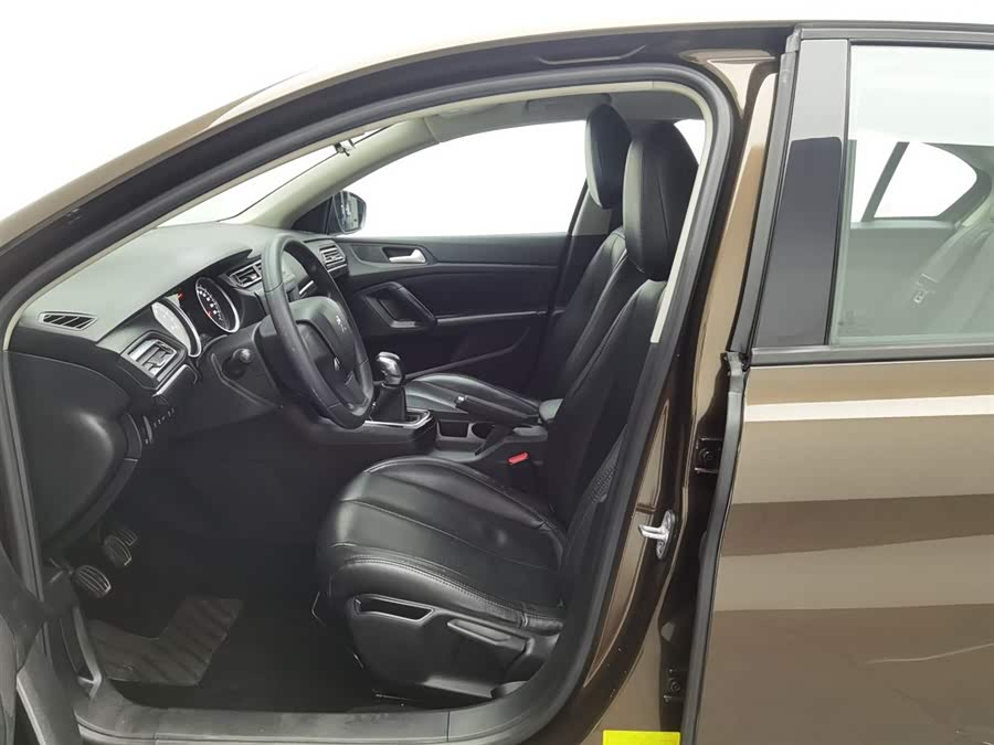 Peugeot 408 2015 immagine di auto #11