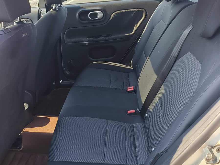 MG 3 2015 car image #11