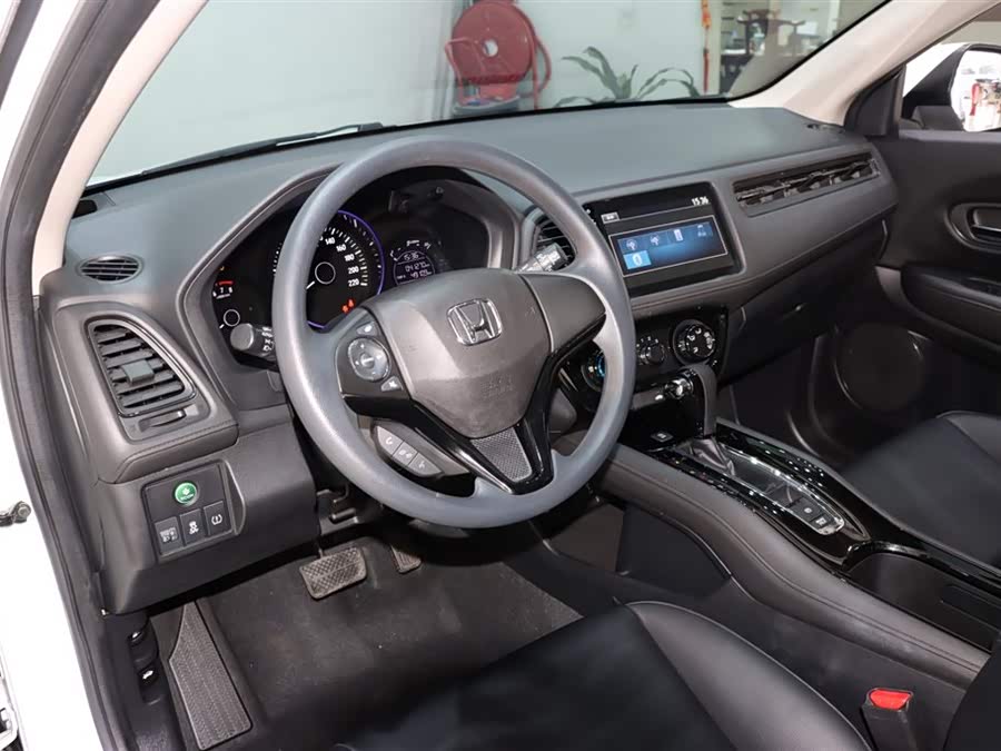 Honda VEZEL 2020 car image #11