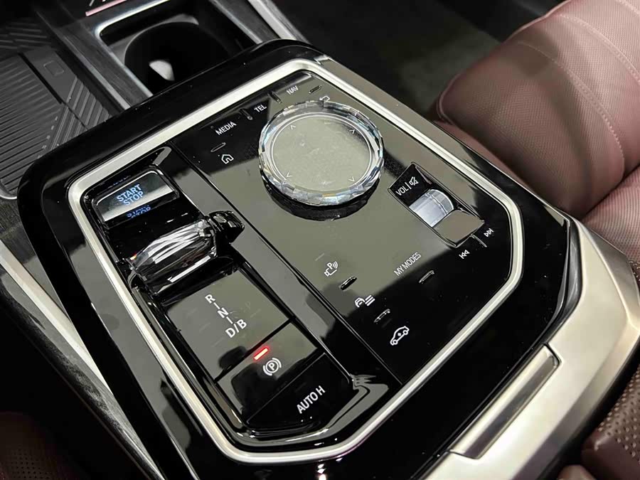 BMW i7 2024 #11 BMW i7 2024 car image #11