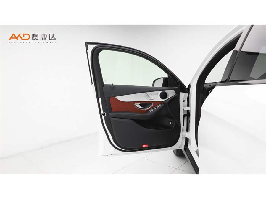 Mercedes-Benz GLC Coupe 2023 #11 Mercedes-Benz GLC Coupe 2023 car image #11