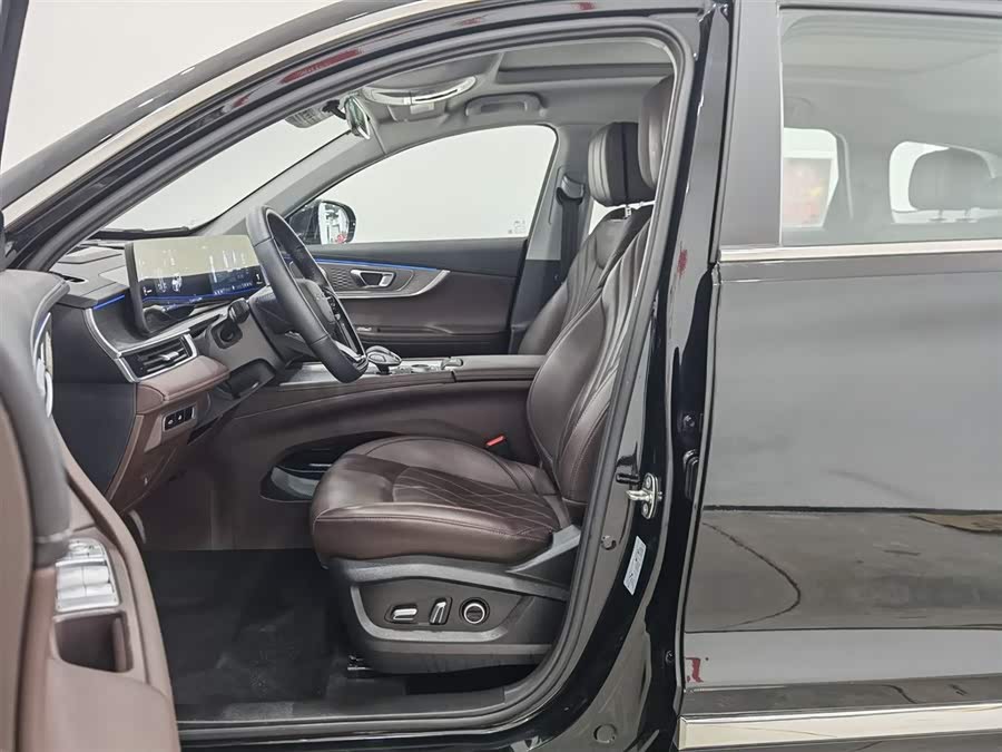 Chery Tiggo 8 PRO 2023 car image #11