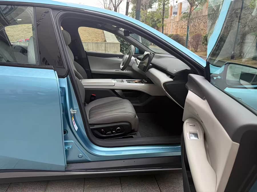 Deepal L07 2024 imagem de carro #11