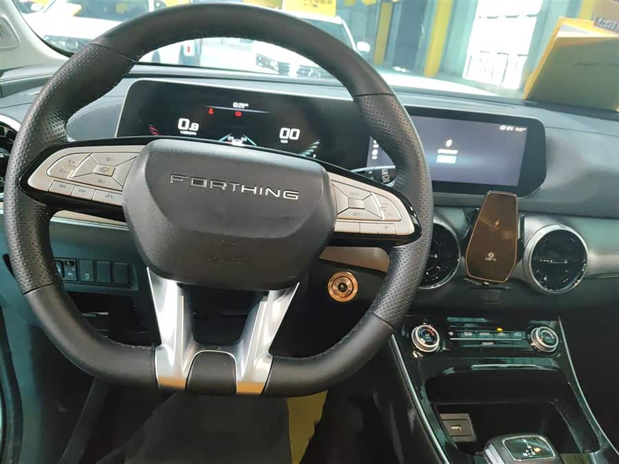 Forthing T5 EVO 2021 #11 Forthing T5 EVO 2021 immagine di auto #11