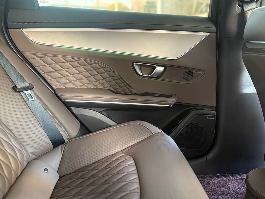 BYD Han 2024 #11 BYD Han 2024 car image #11