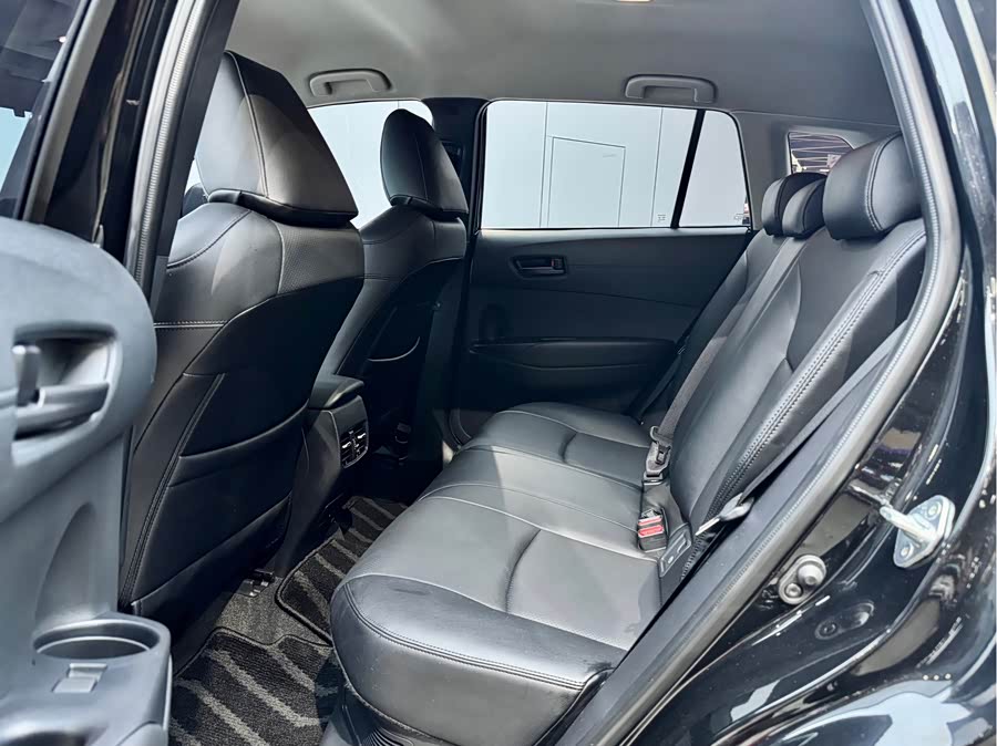 Toyota Corolla Cross 2024 immagine di auto #11