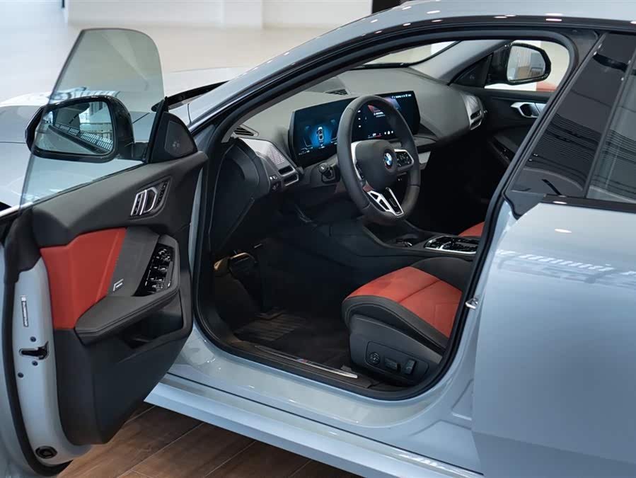 BMW 2 Series 2025 car image #11