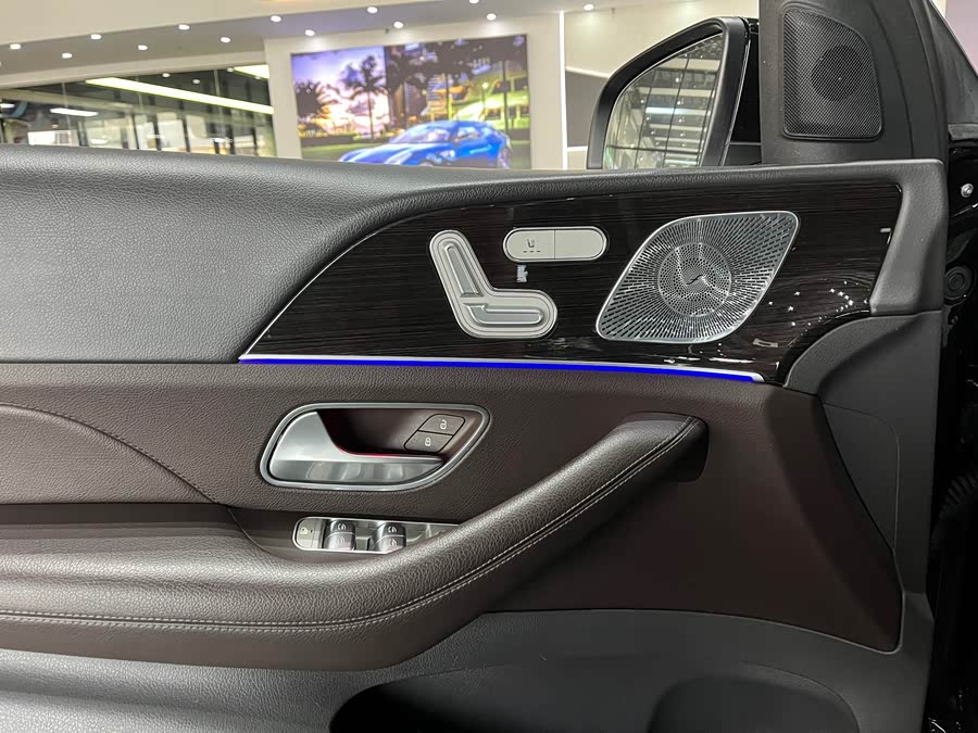 Mercedes-Benz GLE Class 2020 #11 Mercedes-Benz GLE Class 2020 car image #11