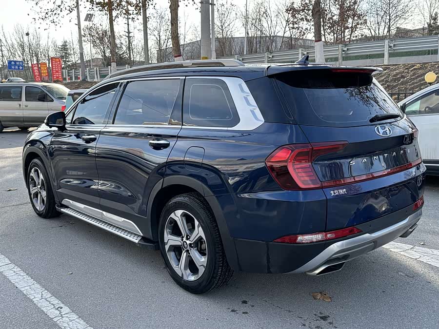 Hyundai Santa Fe 2021 car image #11