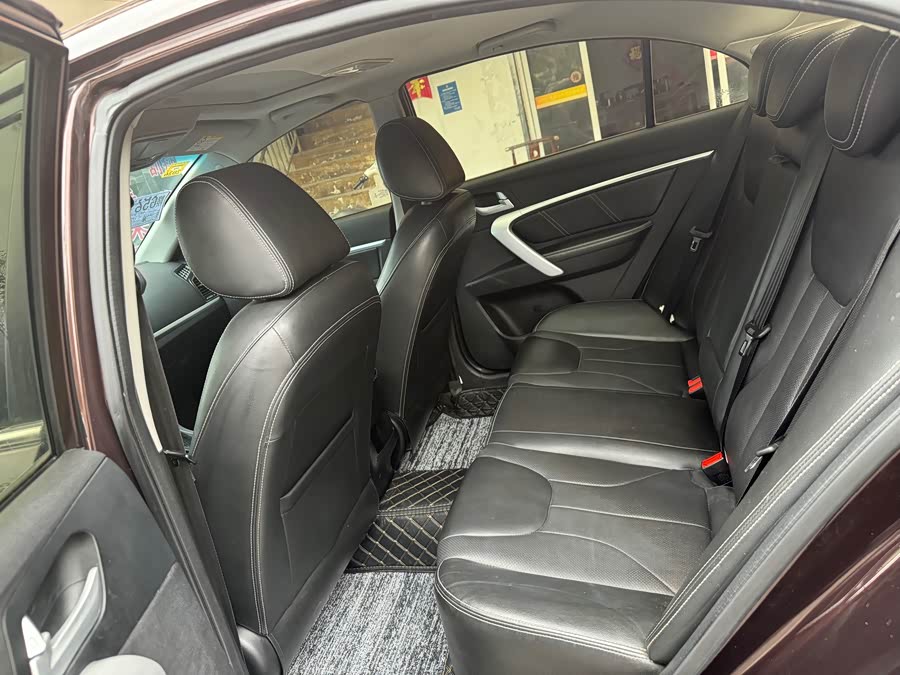 GEELY Emgrand 2016 car image #11