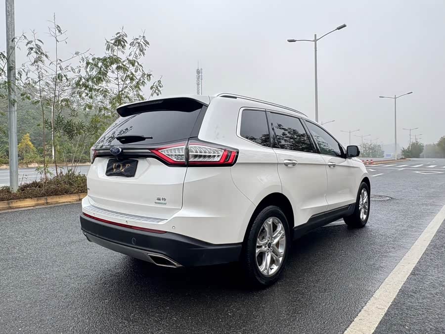 Ford Edge 2018 car image #11
