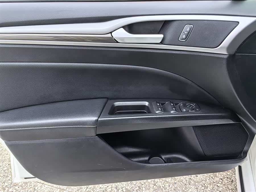 Ford Mondeo 2021 #11 Ford Mondeo 2021 car image #11