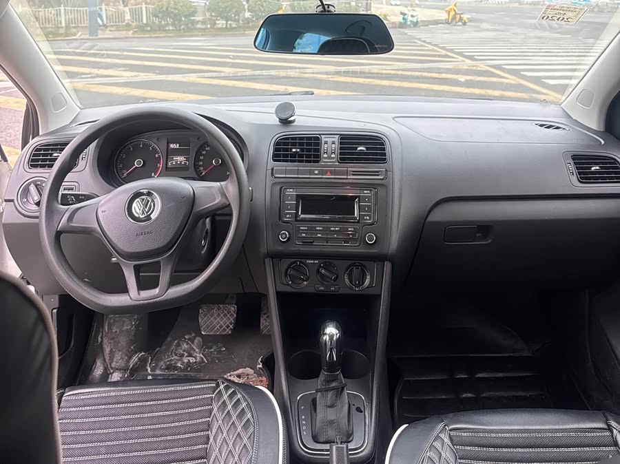 Volkswagen Polo 2016 imagen de coche #11