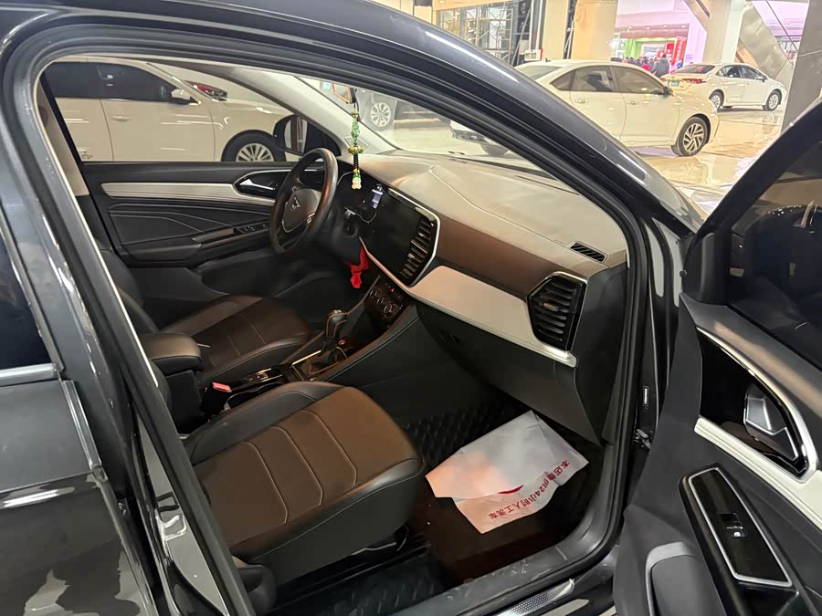 Jetta VS5 2023 car image #11