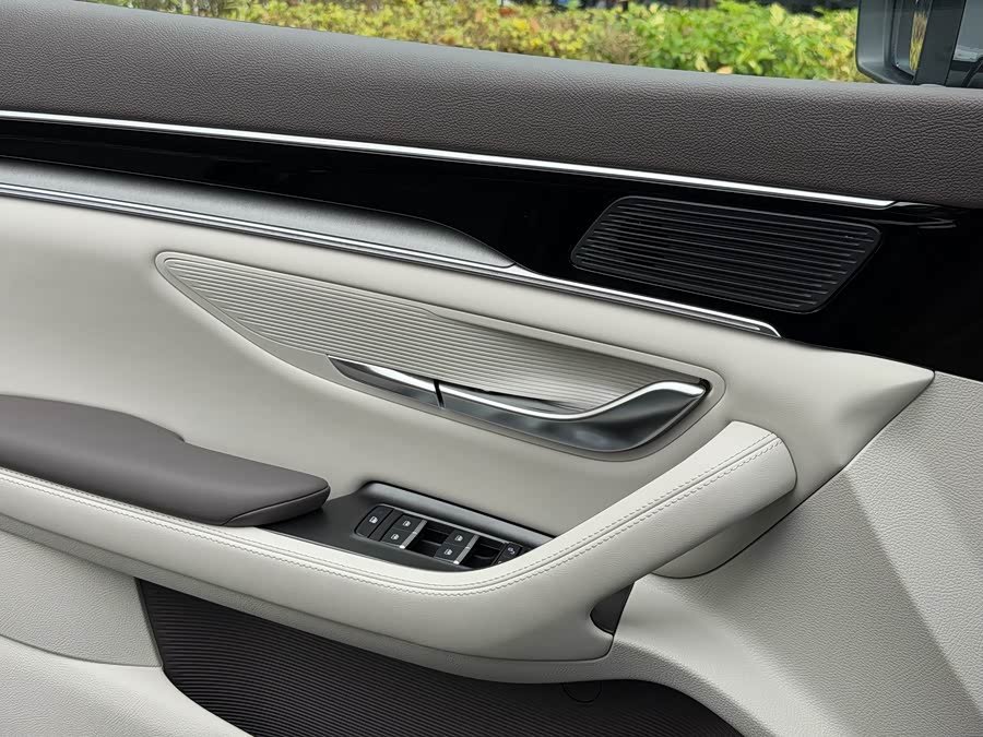 BYD Song Plus New Energy 2025 #11 BYD Song Plus New Energy 2025 car image #11