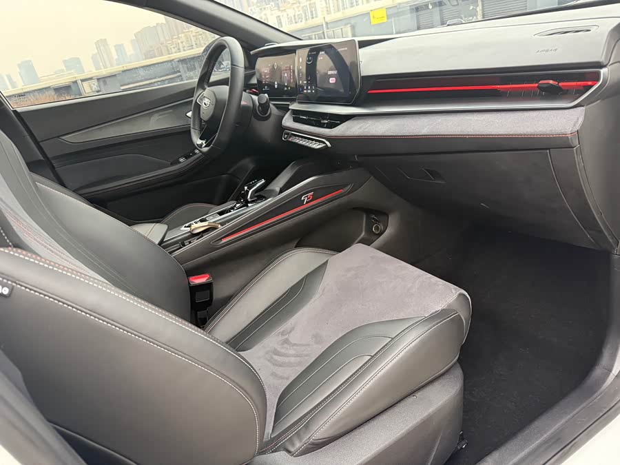 GEELY Binray 2022 car image #11