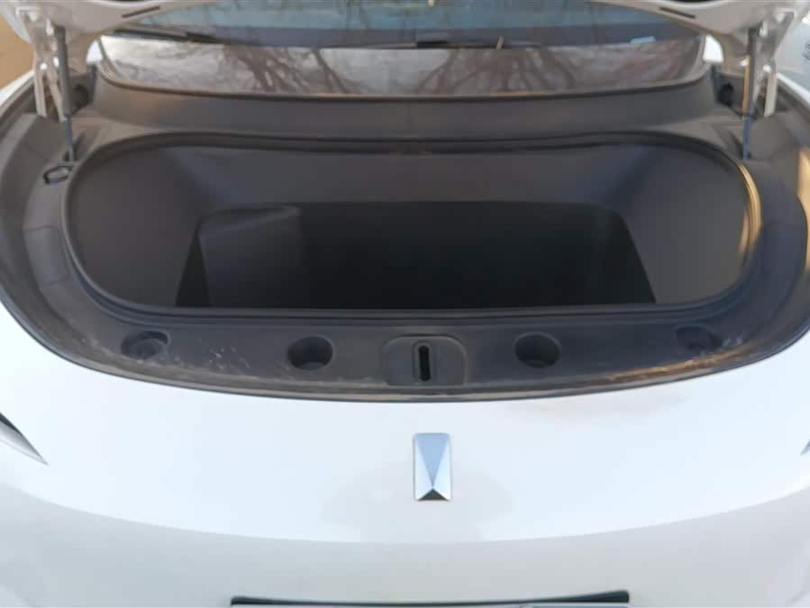 Avatr 11 2024 #11 Avatr 11 2024 car image #11